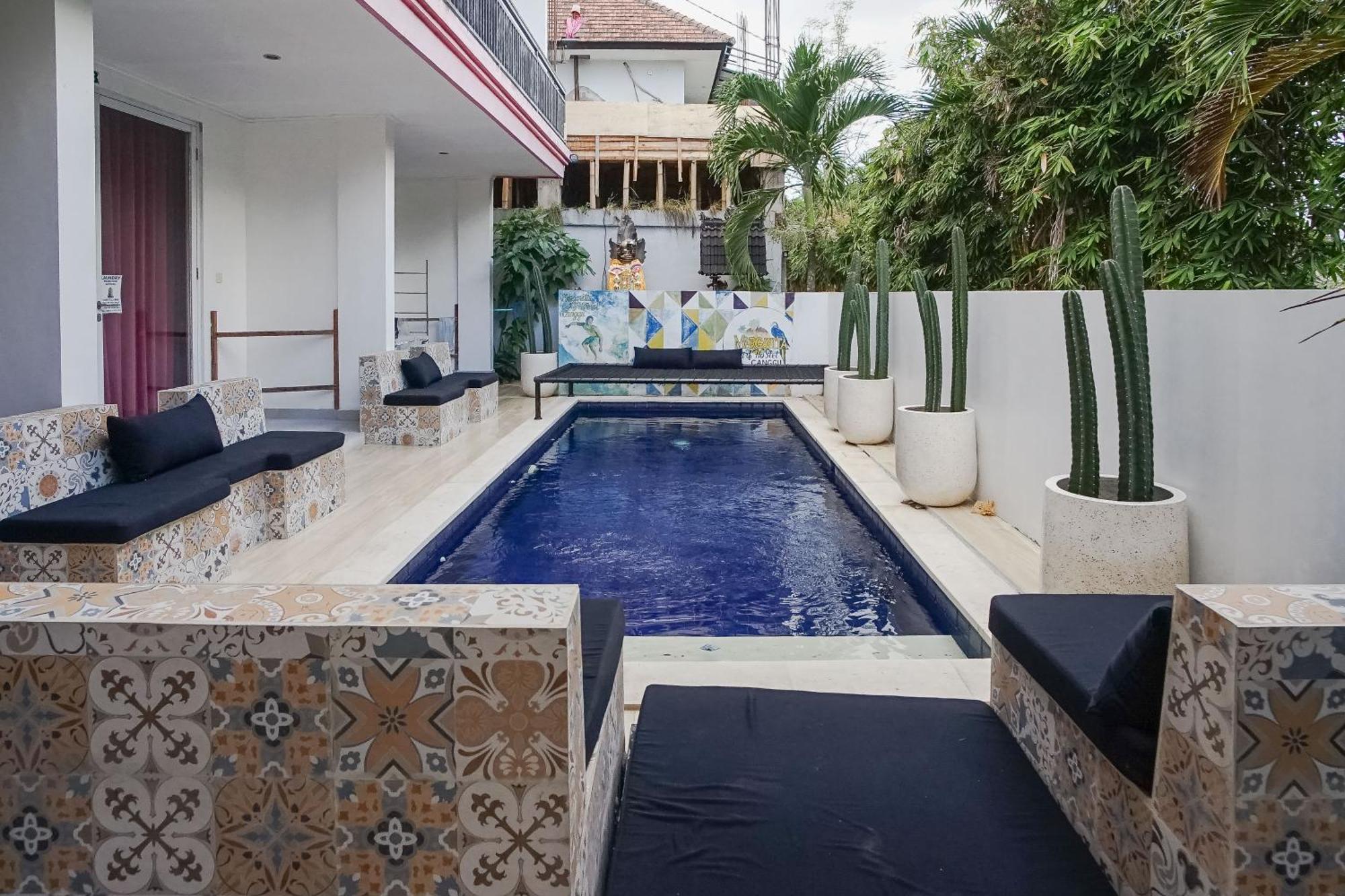 Margarita Surf Hostel Canggu Экстерьер фото