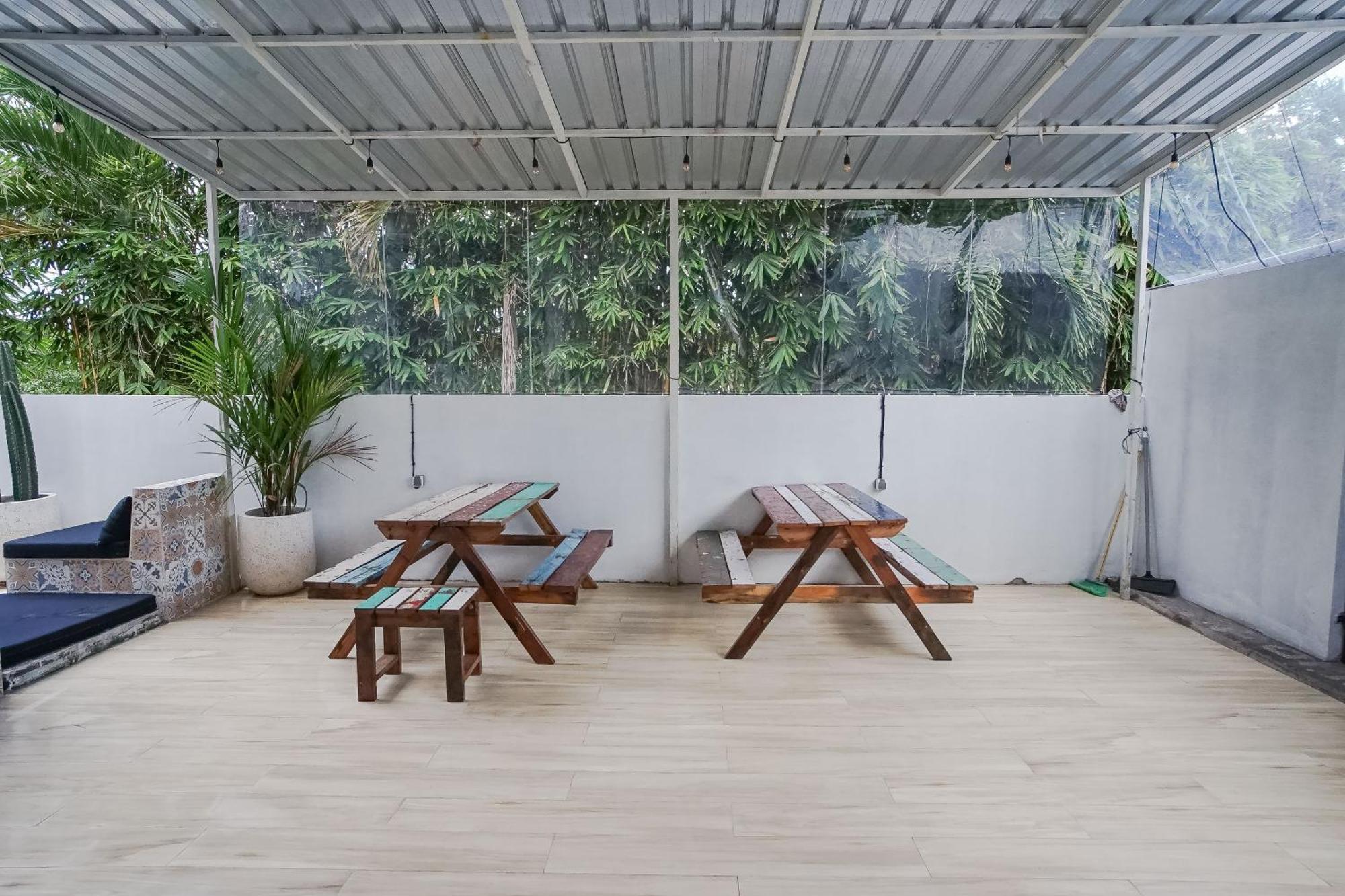 Margarita Surf Hostel Canggu Экстерьер фото