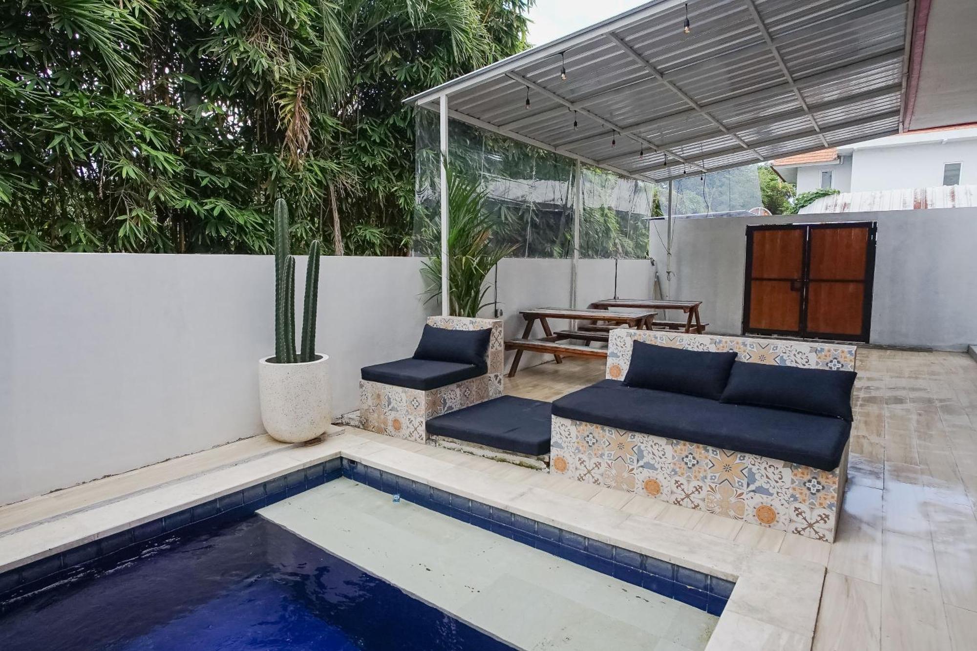 Margarita Surf Hostel Canggu Экстерьер фото
