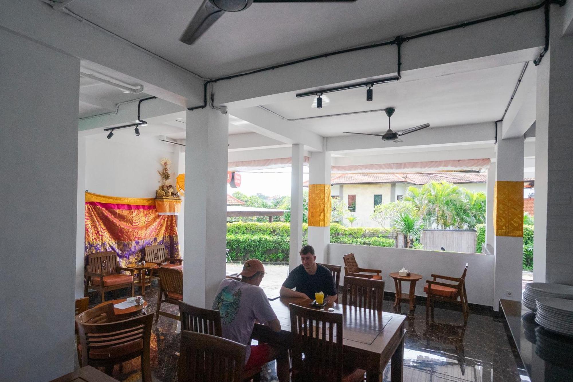 Margarita Surf Hostel Canggu Экстерьер фото