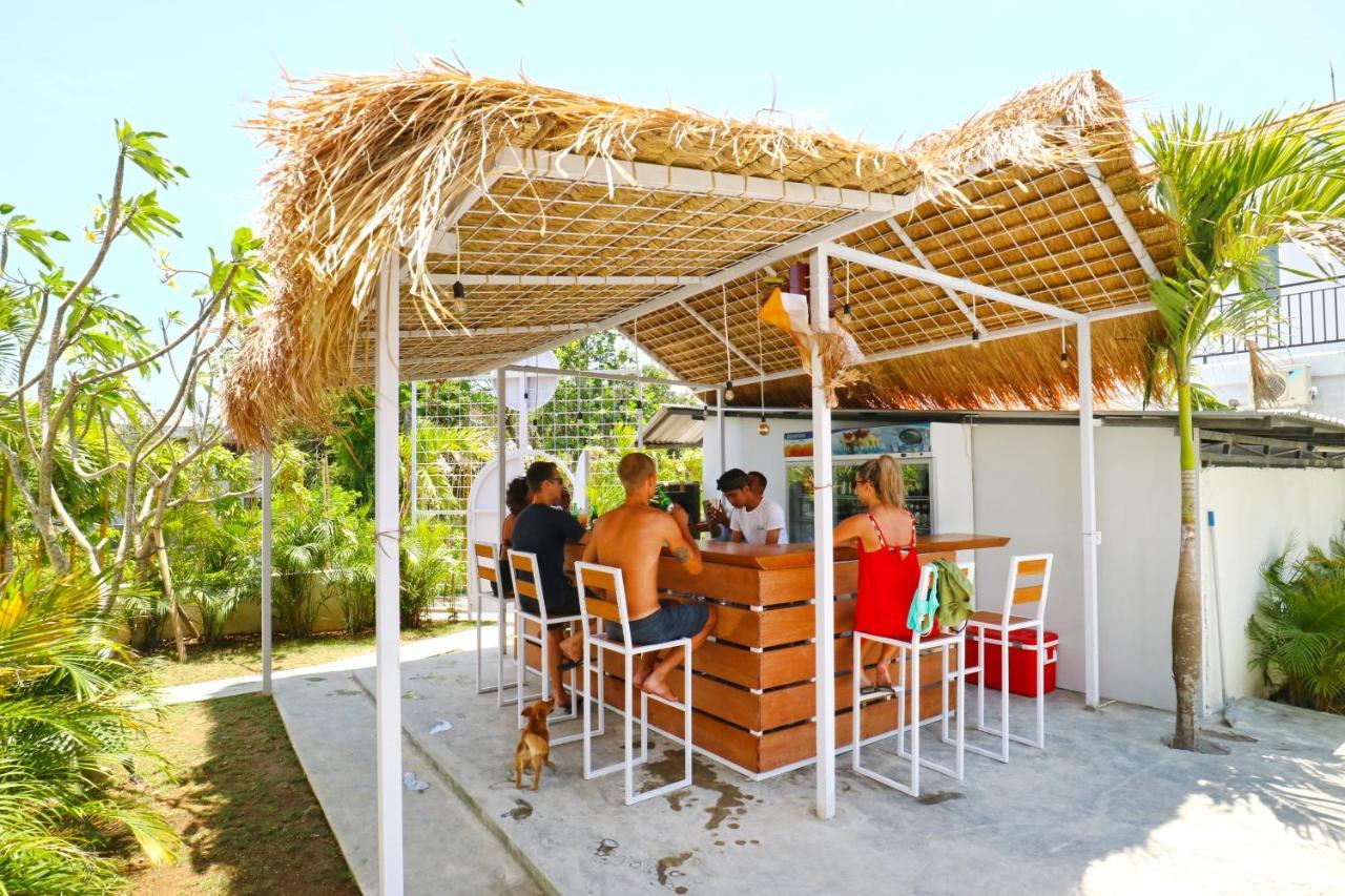 Margarita Surf Hostel Canggu Экстерьер фото